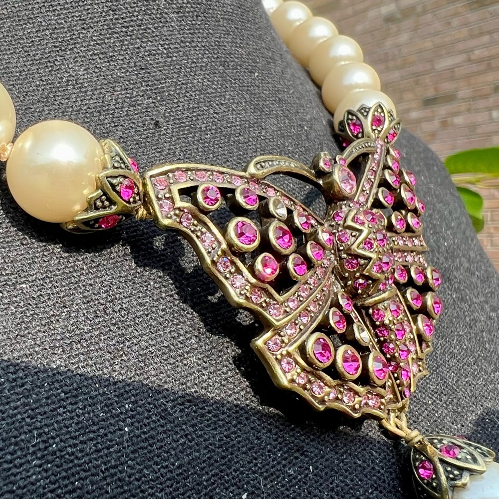 & Heidi Daus Magnificent Fuchsia &Pearl a butterfly Necklace - Picture 11 of 12
